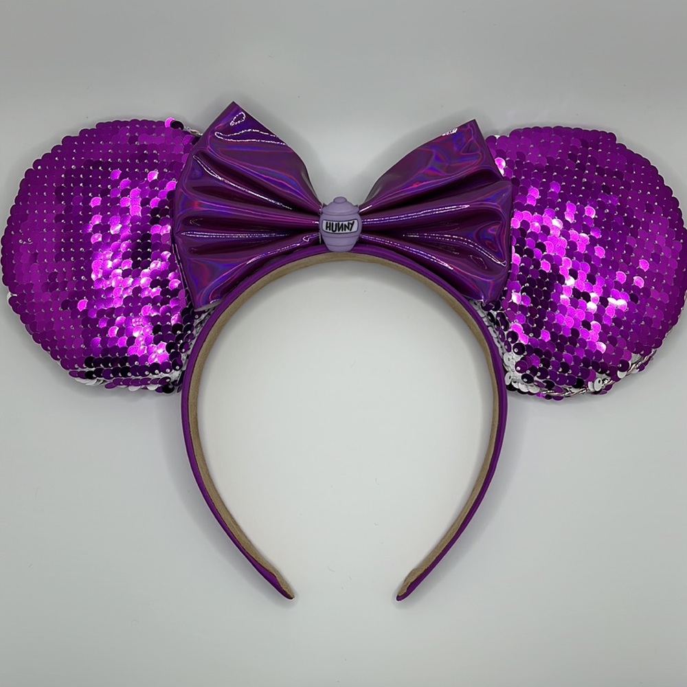 Winnie the Pooh’s hunny jar, purple/white double sided sequence Mouse ears